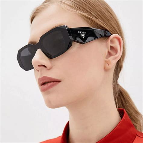 prada 1ab5s0|Prada sunglasses grey.